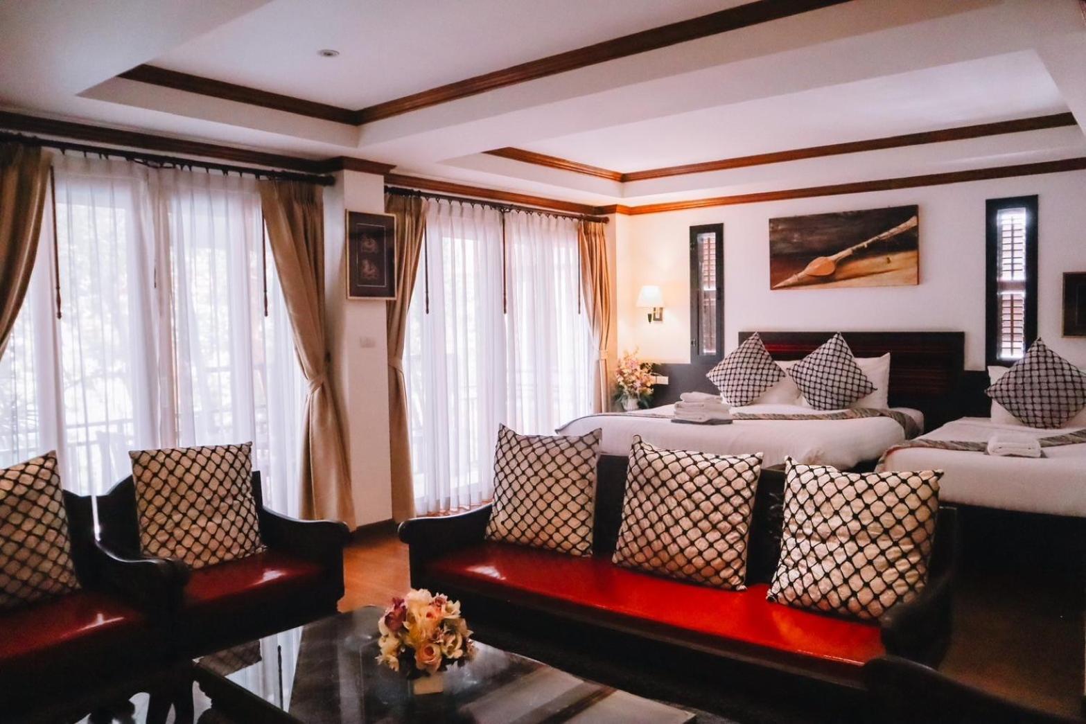 Baan Huenphen Boutique Hotel Чиангмай Стая снимка