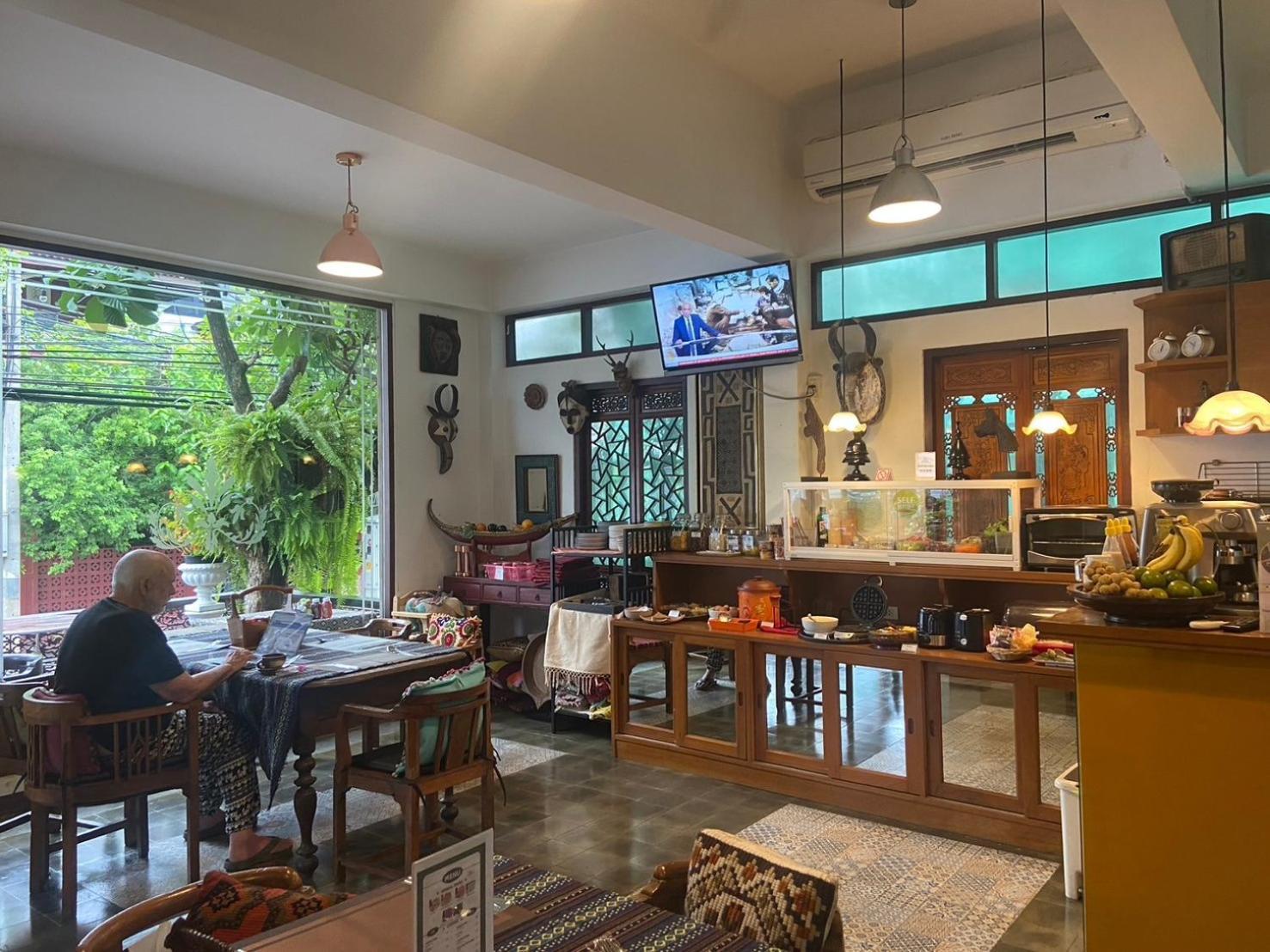 Baan Huenphen Boutique Hotel Чиангмай Екстериор снимка