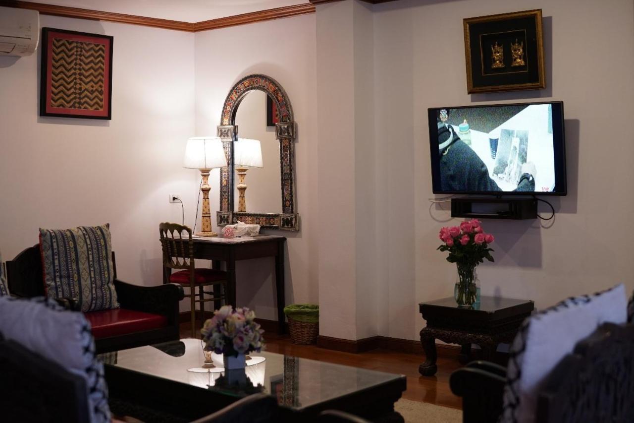 Baan Huenphen Boutique Hotel Чиангмай Стая снимка