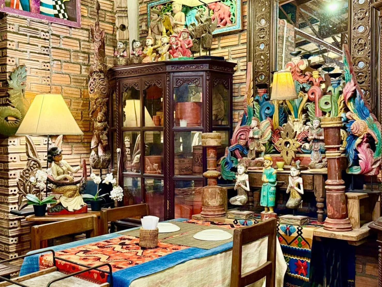 Baan Huenphen Boutique Hotel Чиангмай Екстериор снимка